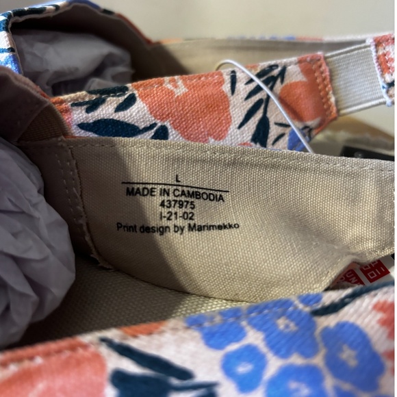 Marimekko Uniqlo collab orange and blue floral open toe espadrilles flats NWT - Picture 5 of 10